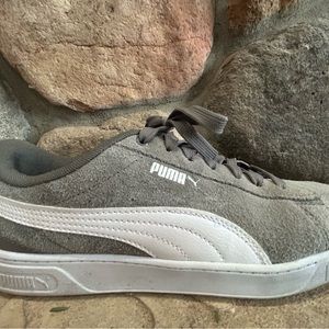 Puma Soft Foam women’s size 8.5 sneaker